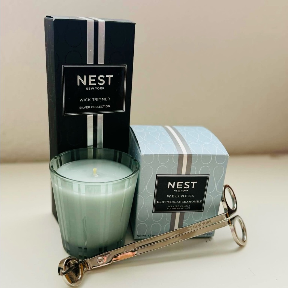 NEST New York Wellness Driftwood & Chamomile Candle 4.5oz 127g + Wick trimmer